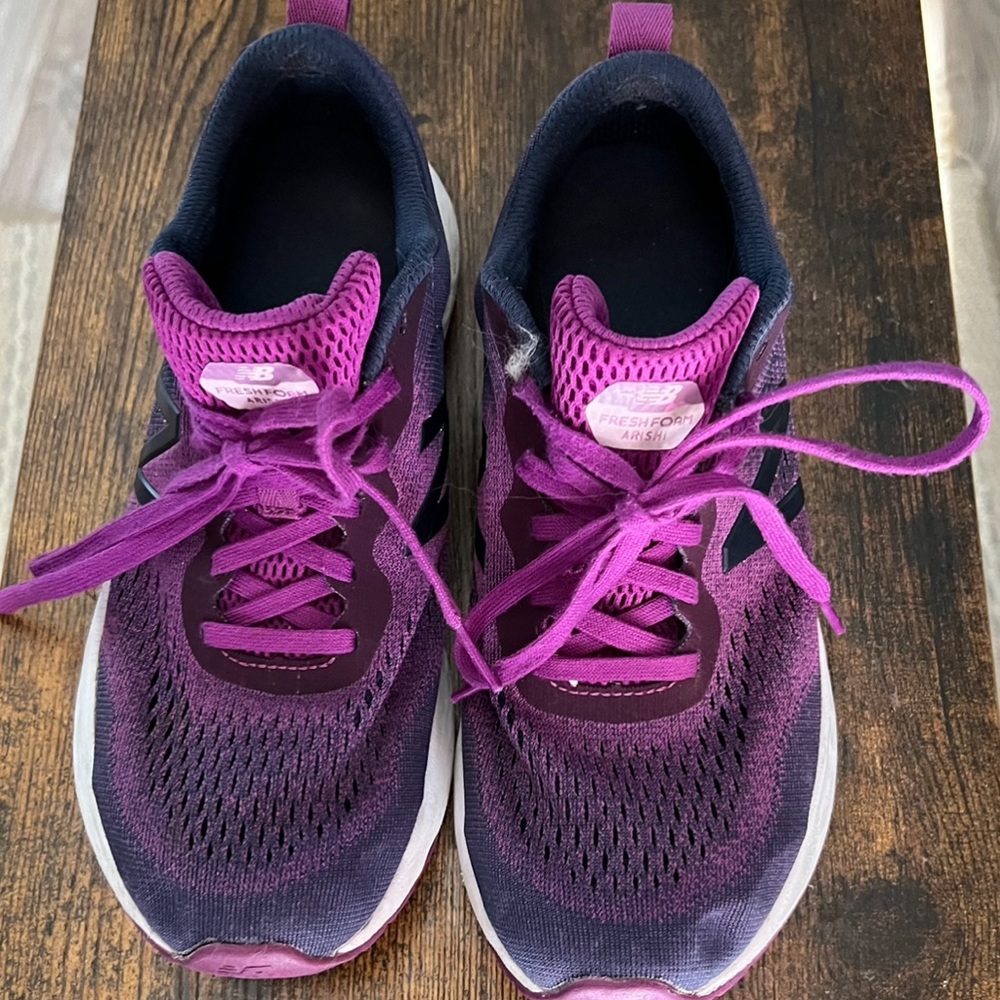 Selling one pair of gently used New Balance Free Foam athletic running shoes